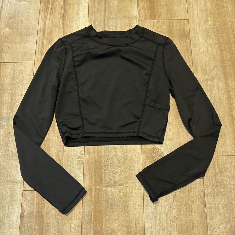 Yogalicious Black Long Sleeve Crop Top